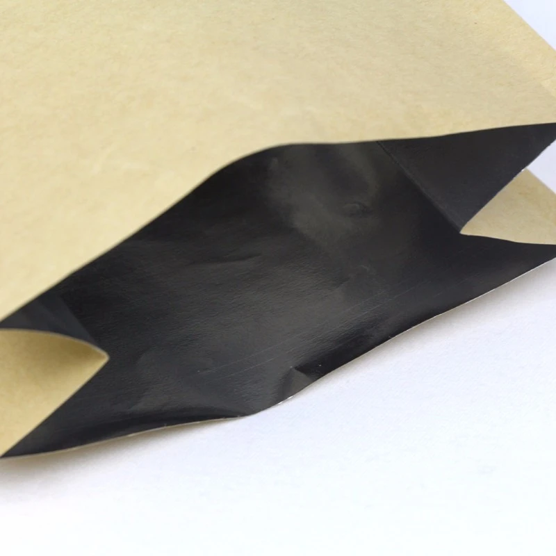 Kraftpapīra alumīnija folijas maisiņš ar vārsta 8 sānu slēgtu Kraft Paper Aluminium Foil Bag With Valve 8 Side Sealed