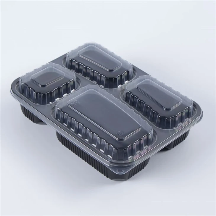 4 nodalījumu plastmasas pārtikas trauks